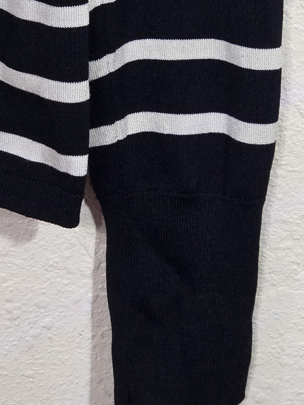 Express Women's Black and White Striped Long Sleeve Crewneck - Picture 3 of 7